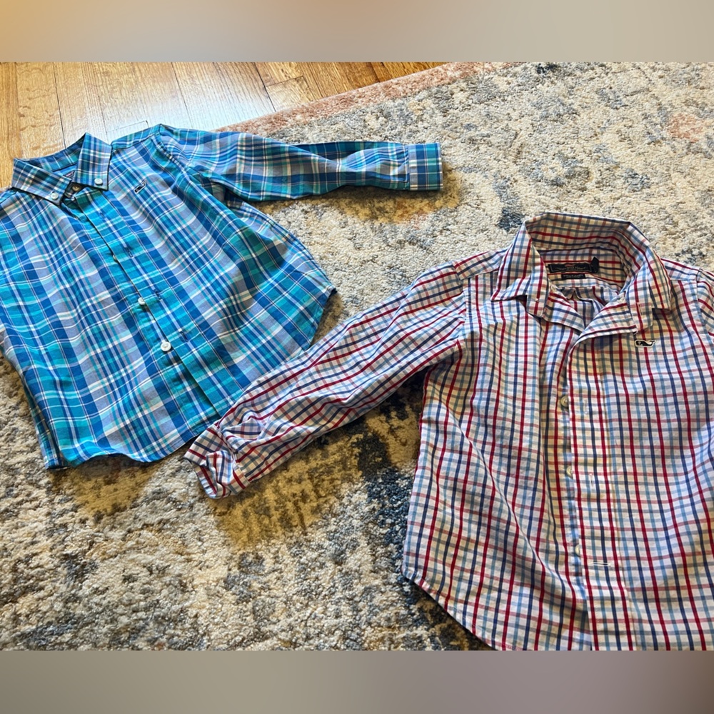 2 vineyard vines button downs size 3T